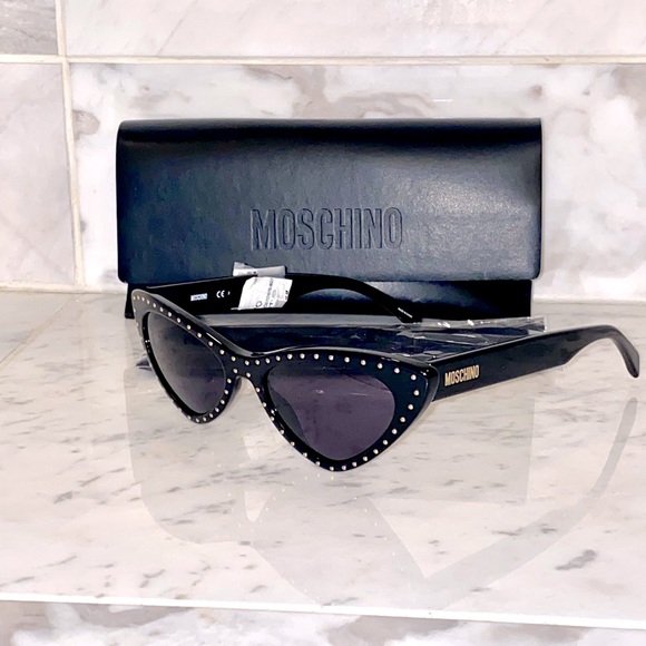 moschino cat eye sunglasses